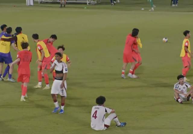 开云网页版-创造历史!国少队2比0完胜卡塔尔:时隔21年重返世少赛
